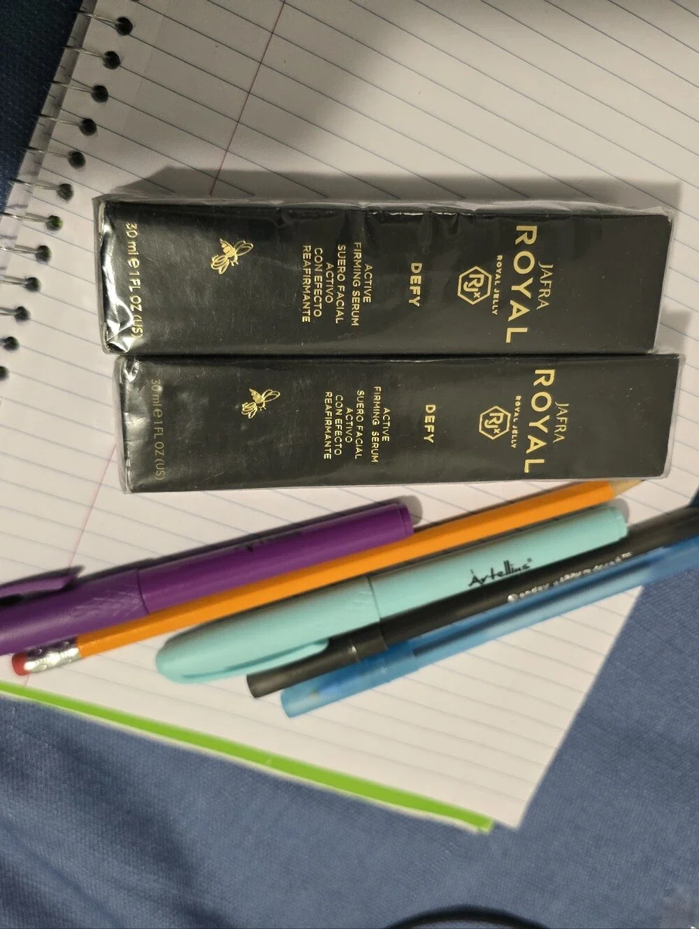 JAFRA Royal Defy Serum Set - Black & Gold Boxes